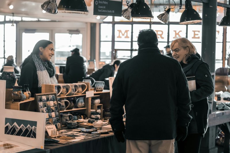 Podstawowy przewodnik po zliczaniu frekwencji dla małych sklepów retail